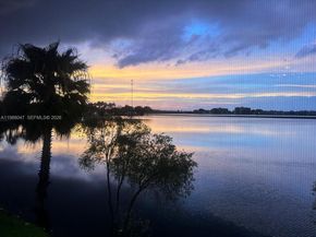 605 Ives Dairy Rd 2057, Miami FL 33179