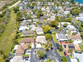 9786 SW 222nd Ter, Cutler Bay FL 33190