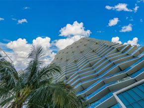 460 NE 28th St 704, Miami FL 33137