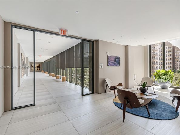 460 NE 28th St 704, Miami FL 33137