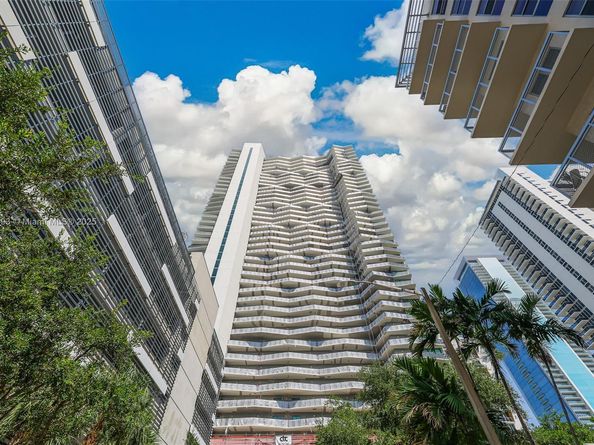 460 NE 28th St 704, Miami FL 33137