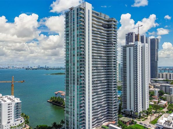 460 NE 28th St 704, Miami FL 33137