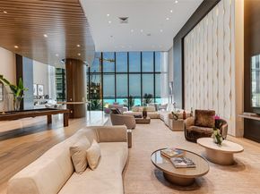 460 NE 28th St 704, Miami FL 33137