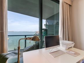 460 NE 28th St 704, Miami FL 33137