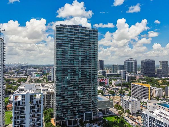 460 NE 28th St 704, Miami FL 33137