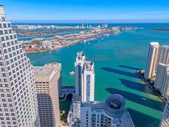 335 S Biscayne Blvd 3612, Miami FL 33131