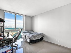 335 S Biscayne Blvd 3612, Miami FL 33131