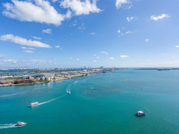 335 S Biscayne Blvd 3612, Miami FL 33131