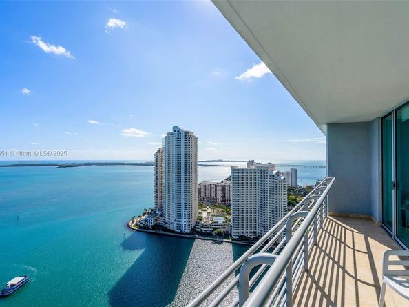 335 S Biscayne Blvd 3612, Miami FL 33131