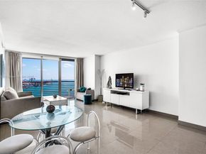 335 S Biscayne Blvd 3612, Miami FL 33131