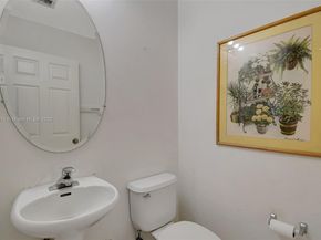 20865 NW 3rd Ln, Pembroke Pines FL 33029