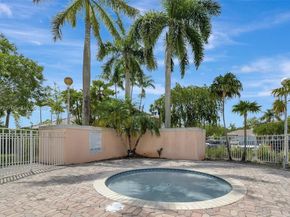 20865 NW 3rd Ln, Pembroke Pines FL 33029