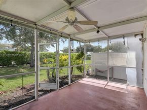 20865 NW 3rd Ln, Pembroke Pines FL 33029