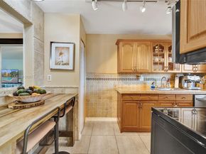 4111 Stirling Rd 502, Dania Beach FL 33314