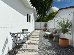 4501 Jefferson St, Hollywood FL 33021