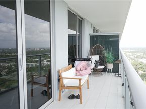 16385 Biscayne Blvd 2806, North Miami Beach FL 33160