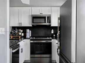 609 NE 13th Ave 302, Fort Lauderdale FL 33304