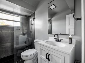 609 NE 13th Ave 302, Fort Lauderdale FL 33304