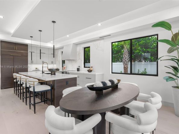 702 NW 5th Ave, Delray Beach FL 33444