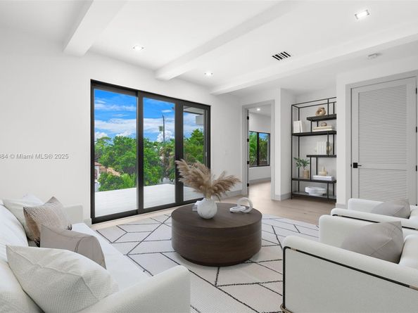 702 NW 5th Ave, Delray Beach FL 33444