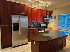 2895 NE 32nd St 305, Fort Lauderdale FL 33306