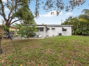 1690 NE 161st St, North Miami Beach FL 33162