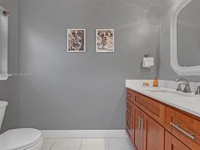 772 NW 132nd Ave, Plantation FL 33325