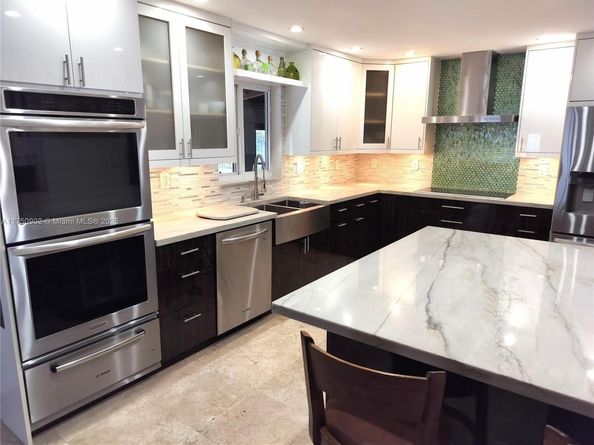3511 Bark Way, Cooper City FL 33026