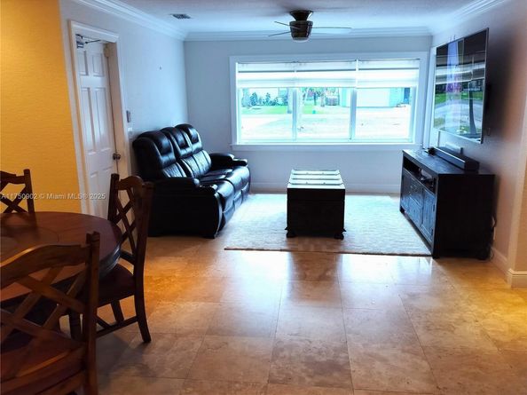 3511 Bark Way, Cooper City FL 33026