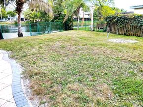 3511 Bark Way, Cooper City FL 33026