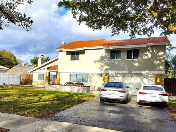 3511 Bark Way, Cooper City FL 33026