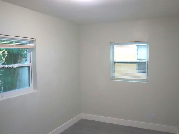 2503 NW 9th St, Fort Lauderdale FL 33311