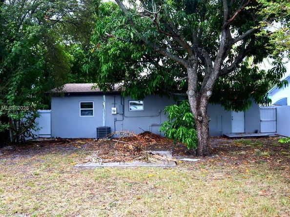 2503 NW 9th St, Fort Lauderdale FL 33311