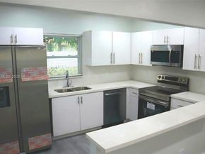 2503 NW 9th St, Fort Lauderdale FL 33311