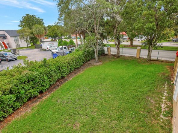 13170 SW 66th Ter 1812B, Miami FL 33183