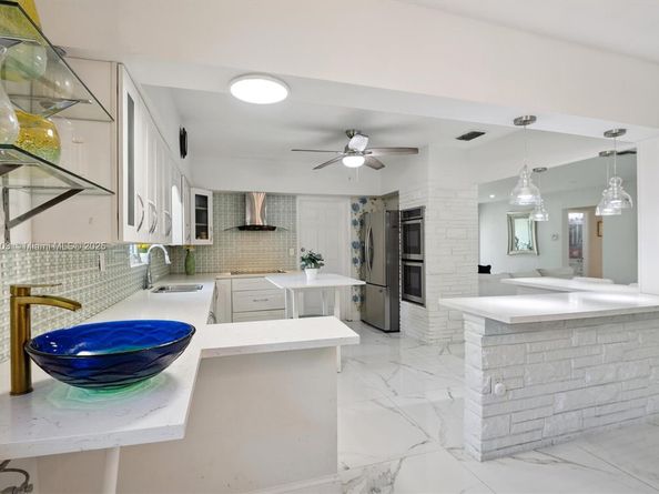 630 NE 175th St, Miami FL 33162