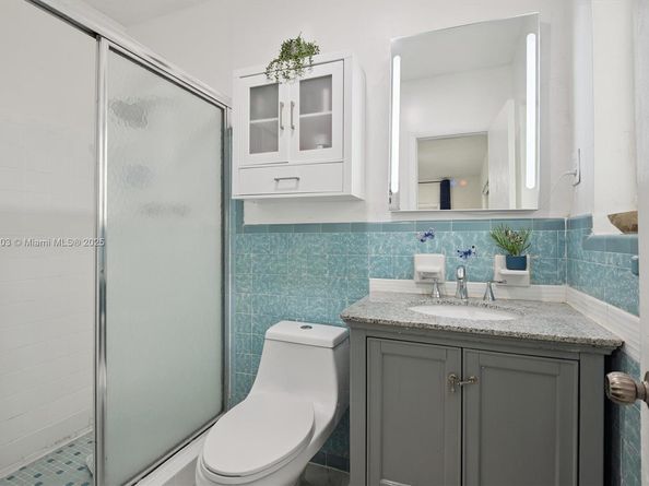 630 NE 175th St, Miami FL 33162