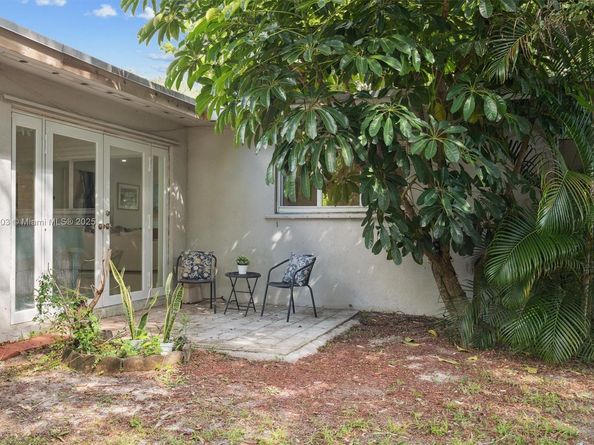 630 NE 175th St, Miami FL 33162