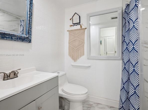 630 NE 175th St, Miami FL 33162