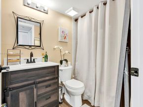 411 Republic Ct 411, Deerfield Beach FL 33442