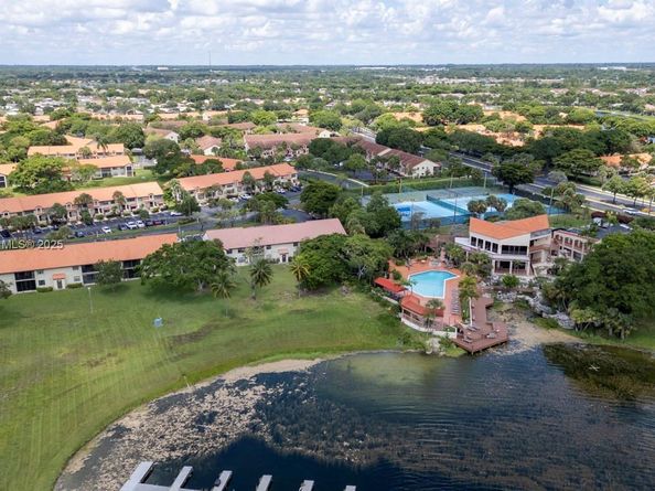 411 Republic Ct 411, Deerfield Beach FL 33442