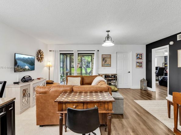 411 Republic Ct 411, Deerfield Beach FL 33442
