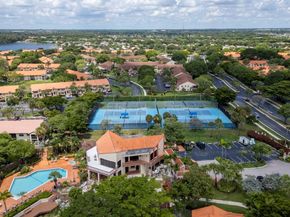 411 Republic Ct 411, Deerfield Beach FL 33442