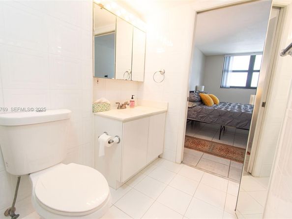 1621 Collins Ave 906, Miami Beach FL 33139