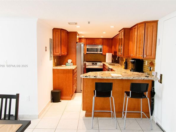 1621 Collins Ave 906, Miami Beach FL 33139