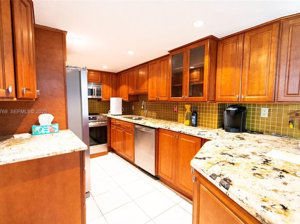 1621 Collins Ave 906, Miami Beach FL 33139