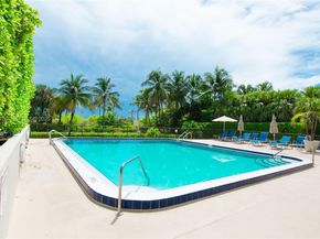 1621 Collins Ave 906, Miami Beach FL 33139