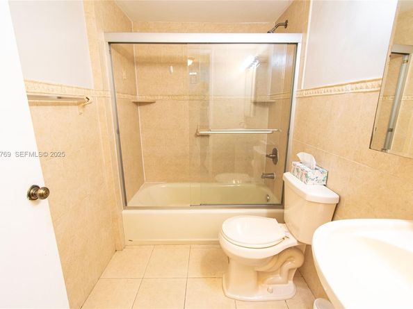 1621 Collins Ave 906, Miami Beach FL 33139