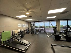 1621 Collins Ave 906, Miami Beach FL 33139