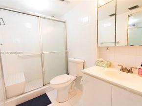 1621 Collins Ave 906, Miami Beach FL 33139